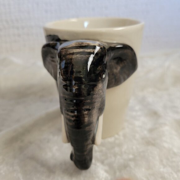 3D Elephant Mug Ivory Trunk Handle Coffee Tea Mug Cup UNIQUE Made Thailand EUC - Picture 4 of 7